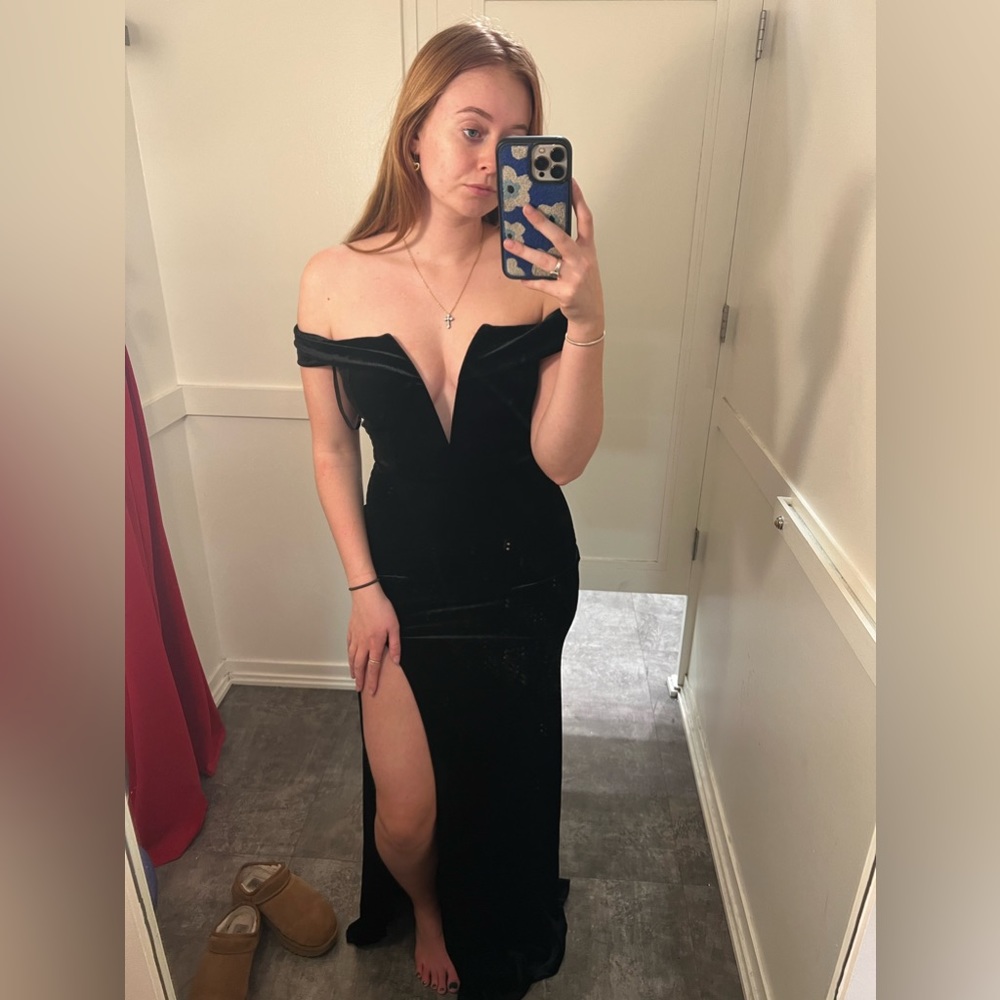 Windsor black velvet dress